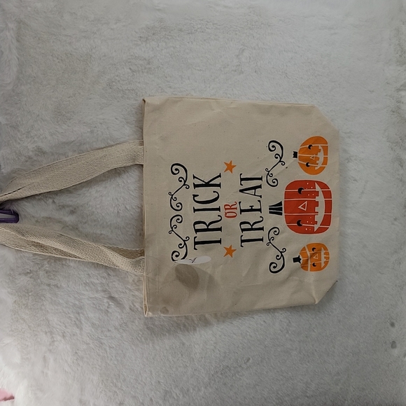 Hallmark Trick or Treat Canvas Bag Tote - Picture 1 of 6